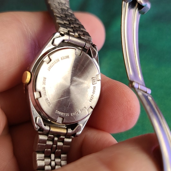 Watch - Picture 2 of 5